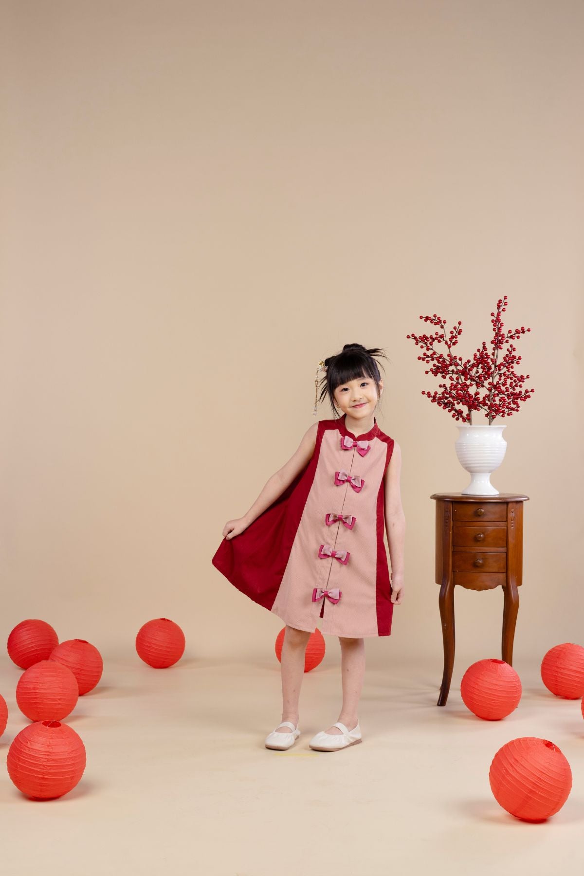 Hong Dress