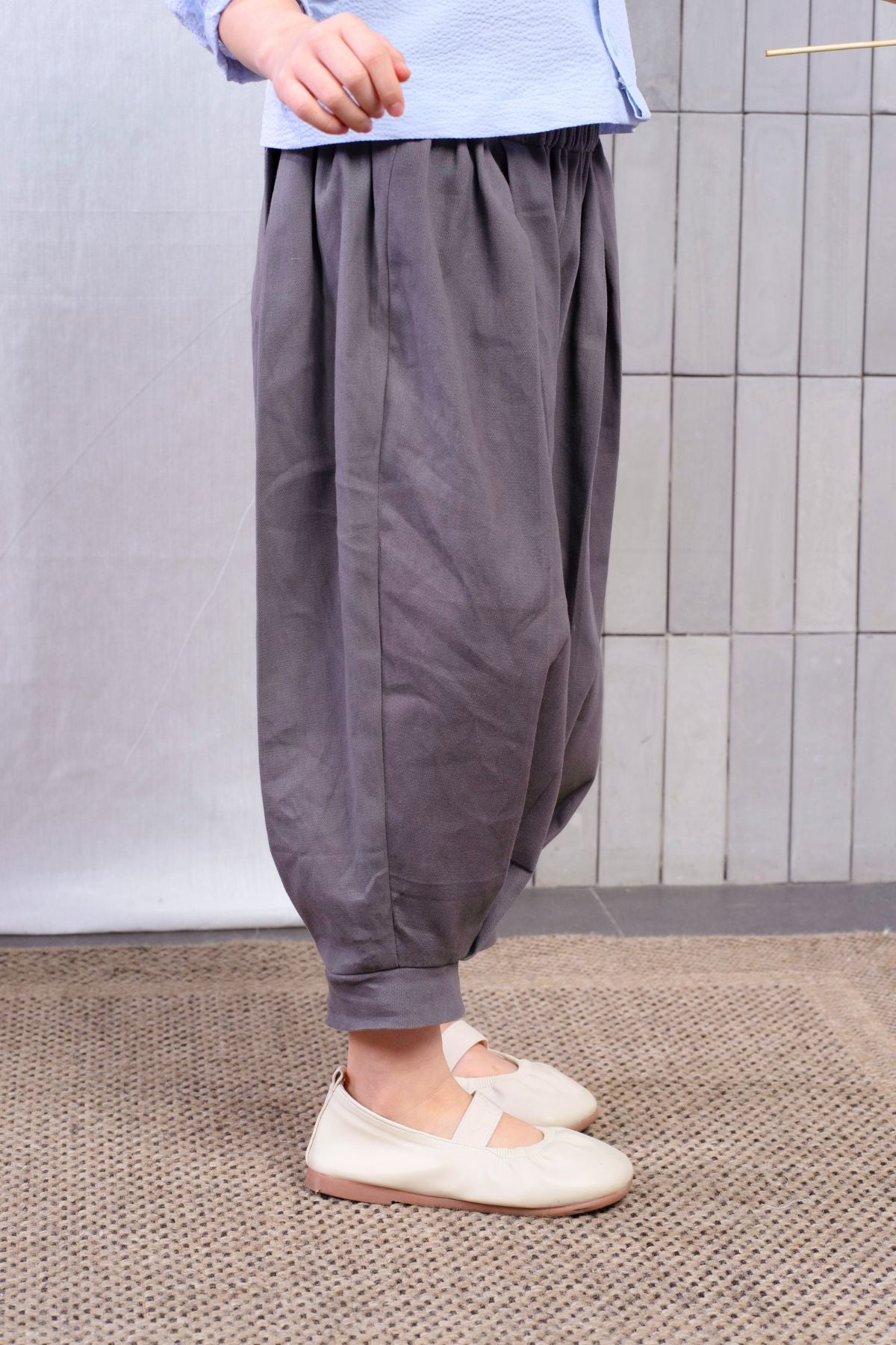 Munira Pants